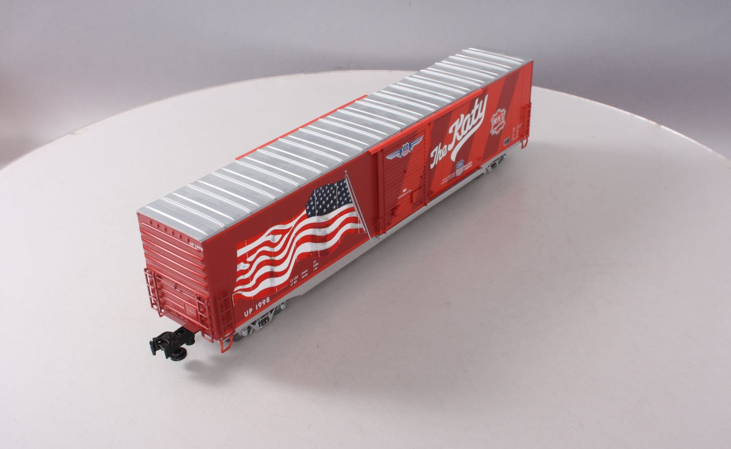Lionel 6-85403 O MKT Heritage LED Flag Boxcar #1988