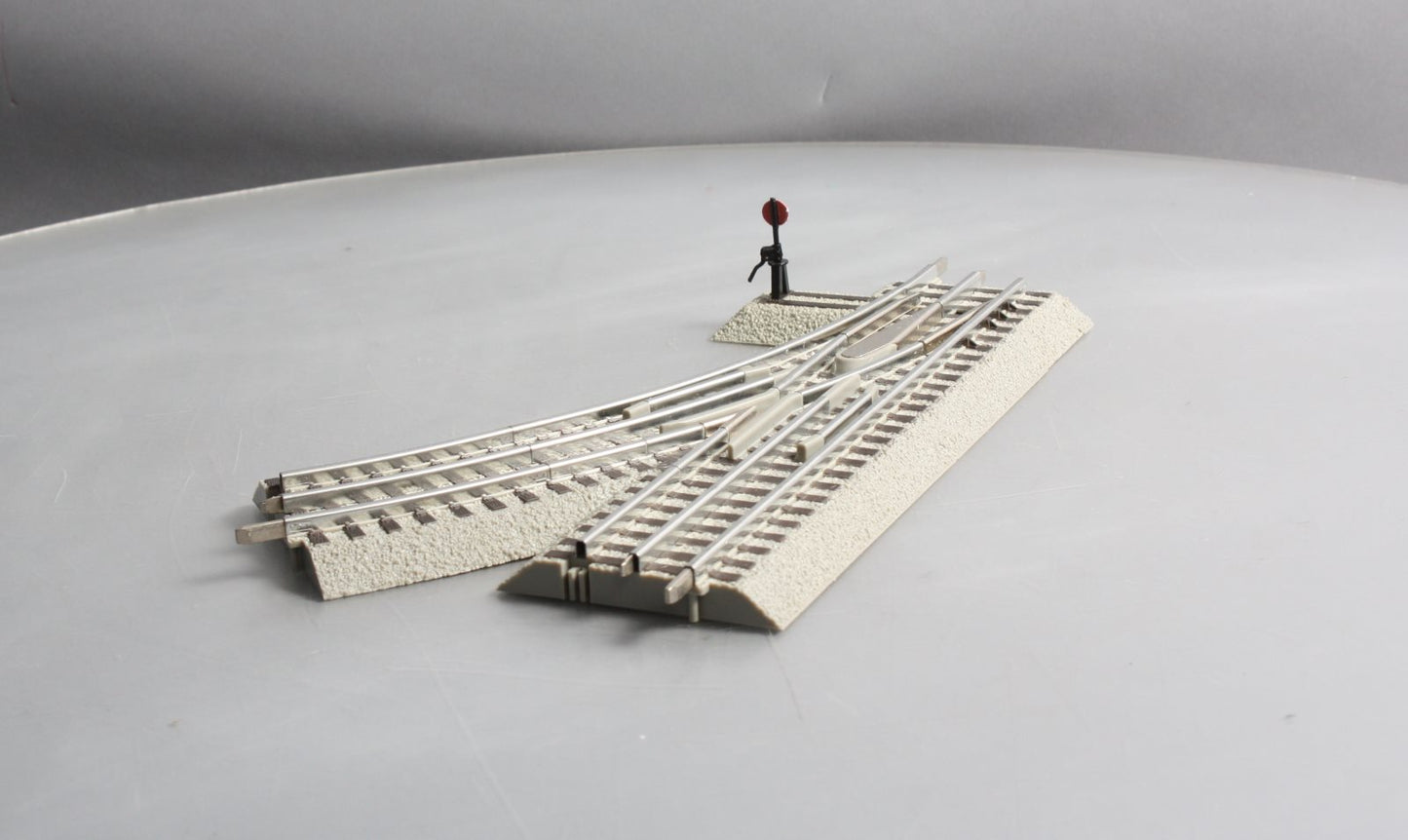 Lionel 6-81251 O Gauge O-31 Right Hand Manual FasTrack Switch Turnout