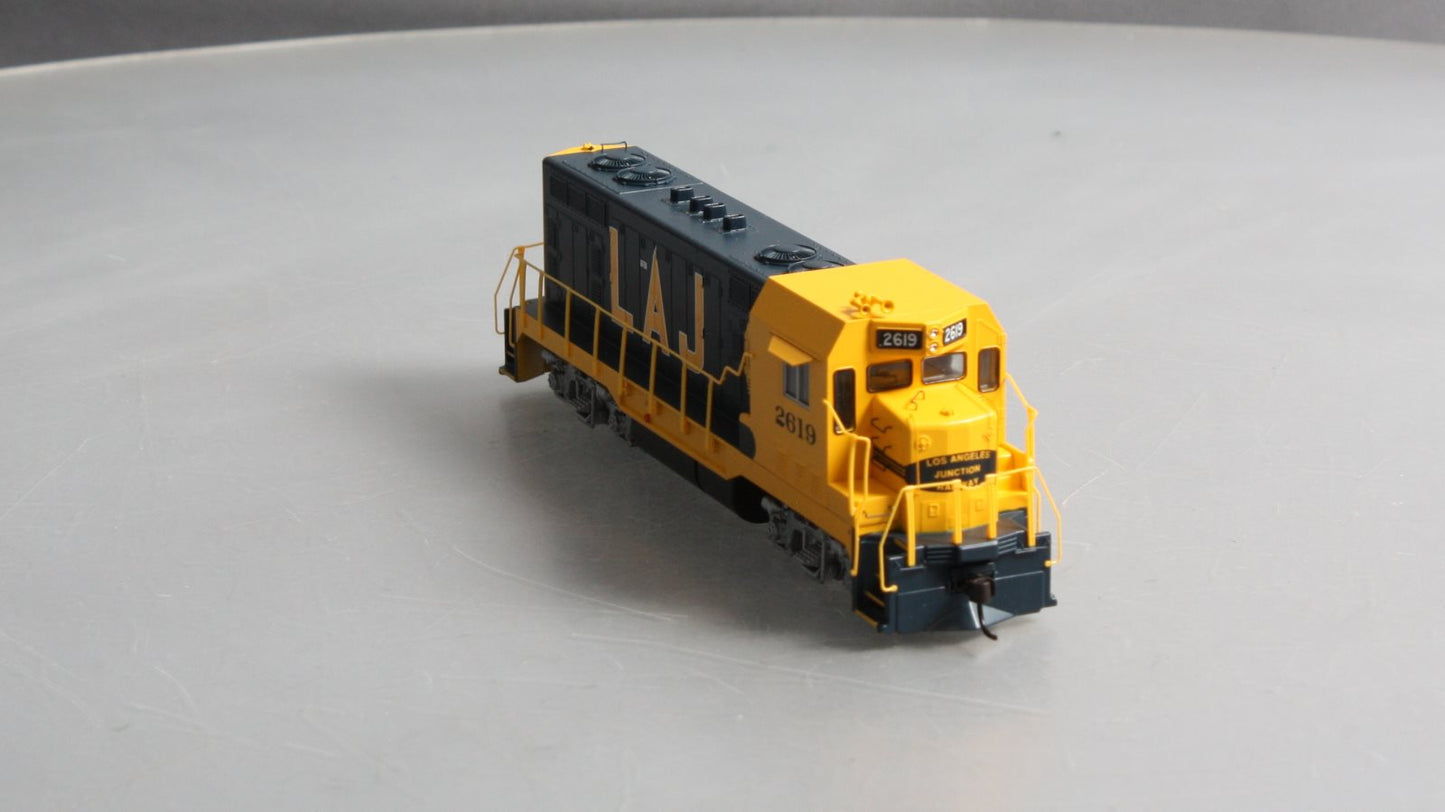 Athearn 91539 HO RTR CF7, LA Junction Diesel Locomotive #2619