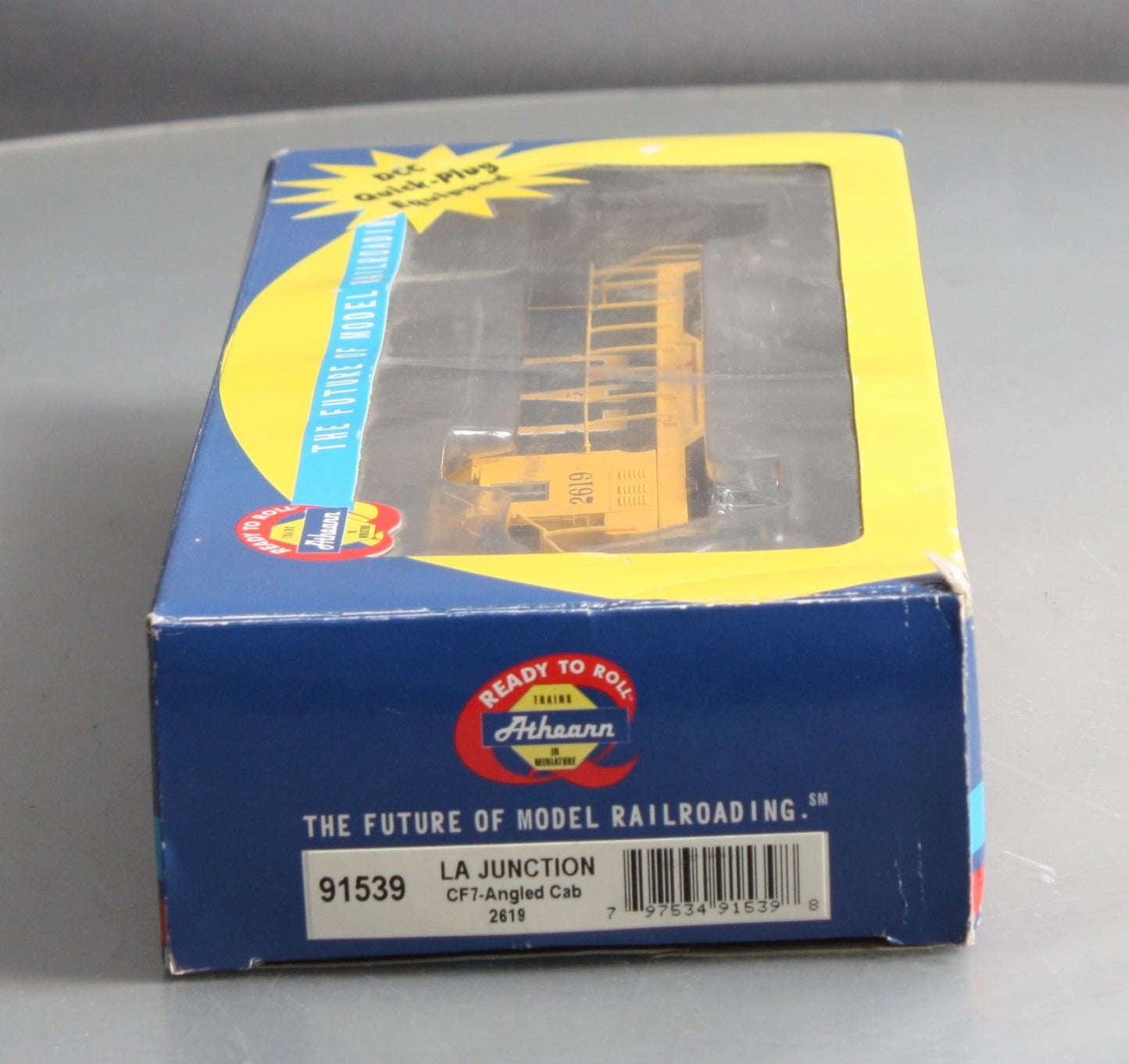 Athearn 91539 HO RTR CF7, LA Junction Diesel Locomotive #2619