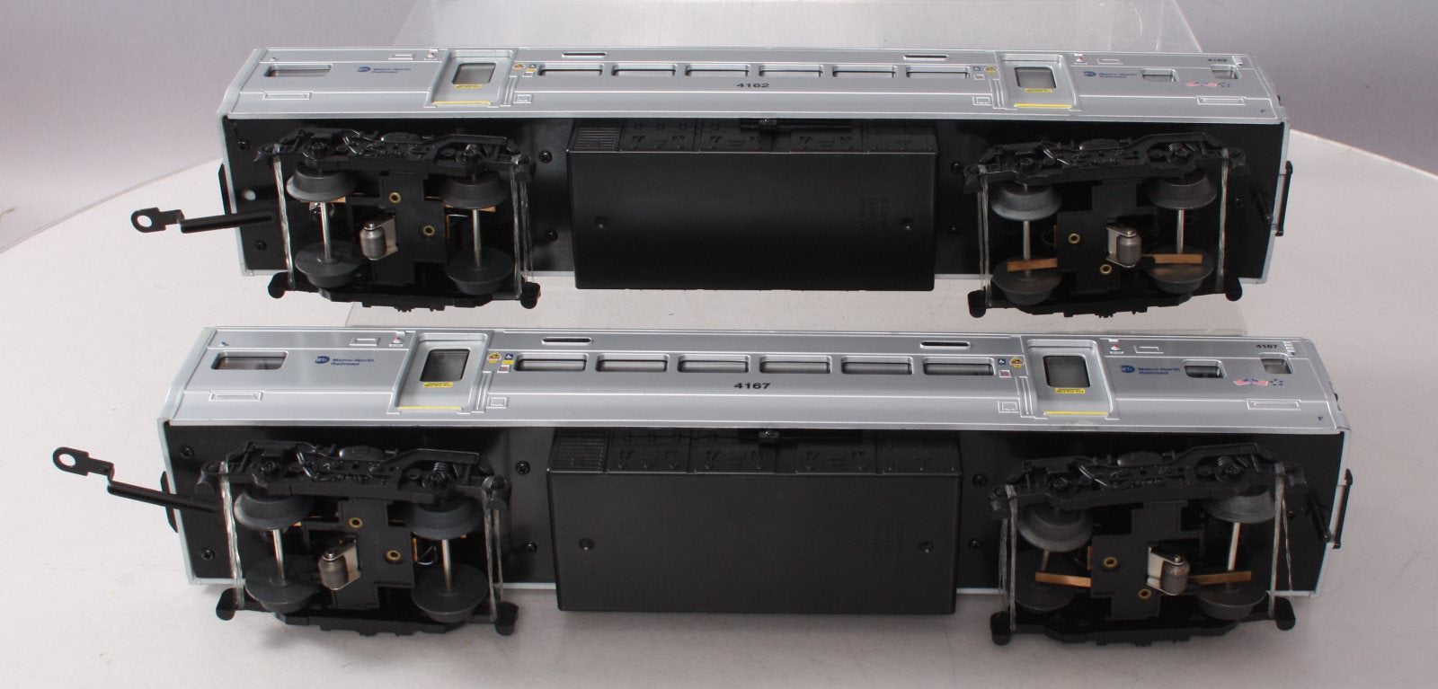 Lionel 6-82196 O MTA Metro-North M7 Add-On Passenger Cars (Set of 2)