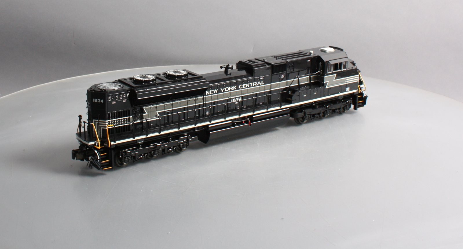 Lionel 6-39632 NYC NS Heritage Non-Powered SD70ACe Diesel