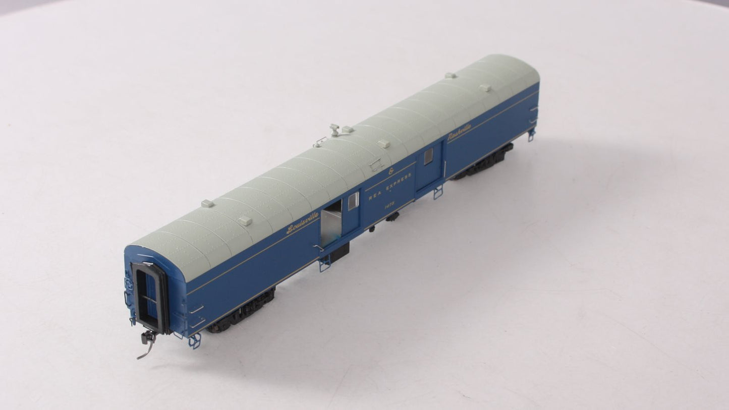 Rapido Trains 106139 HO Louisville & Nashville 73' 6" Smooth Side Baggage #1473