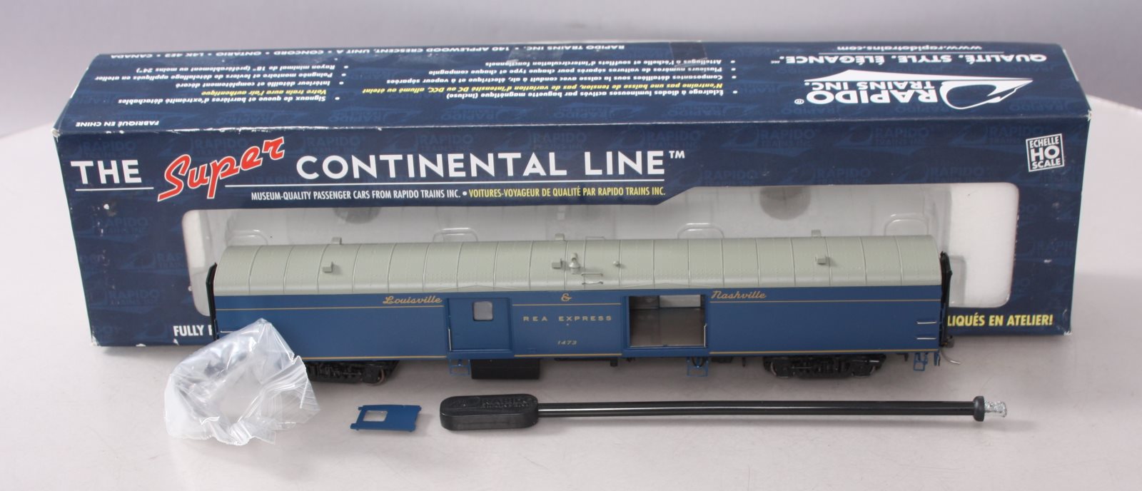 Rapido Trains 106139 HO Louisville & Nashville 73' 6