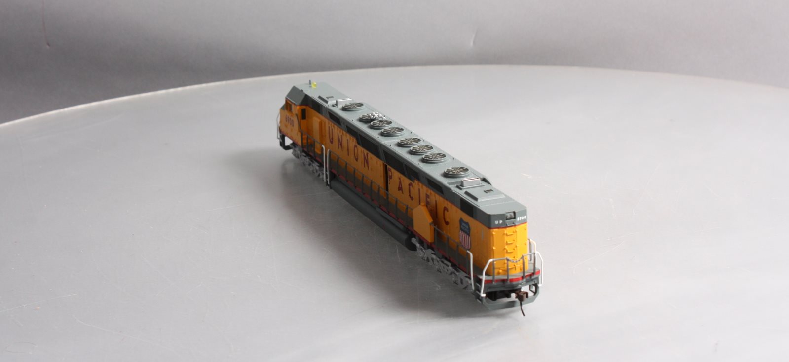 Bachmann 65101 HO Union Pacific EMD DDA40X Diesel Locomotive Sound/DCC #6900