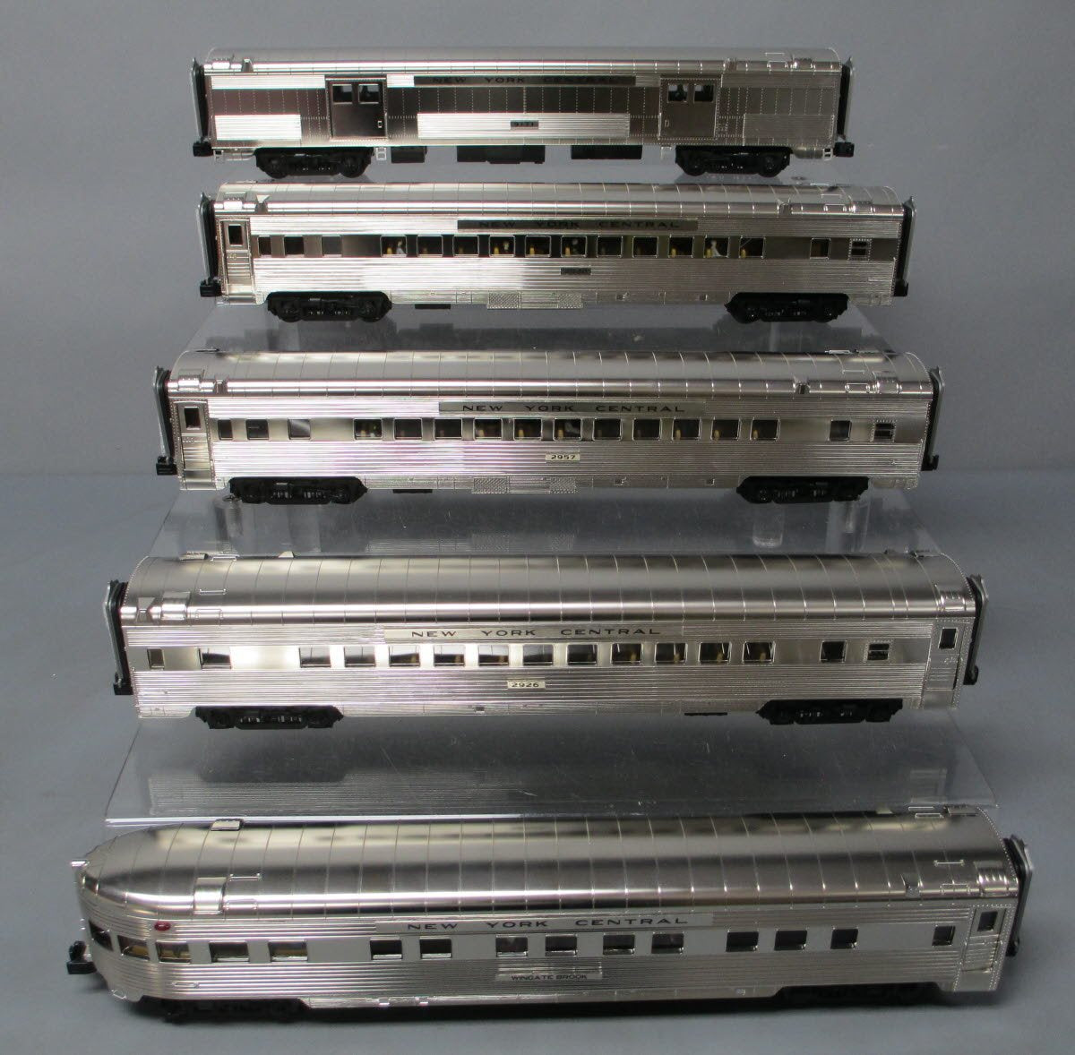 MTH 20-65146 O New York Central 70' Streamlined Passenger Set (Set of 5)