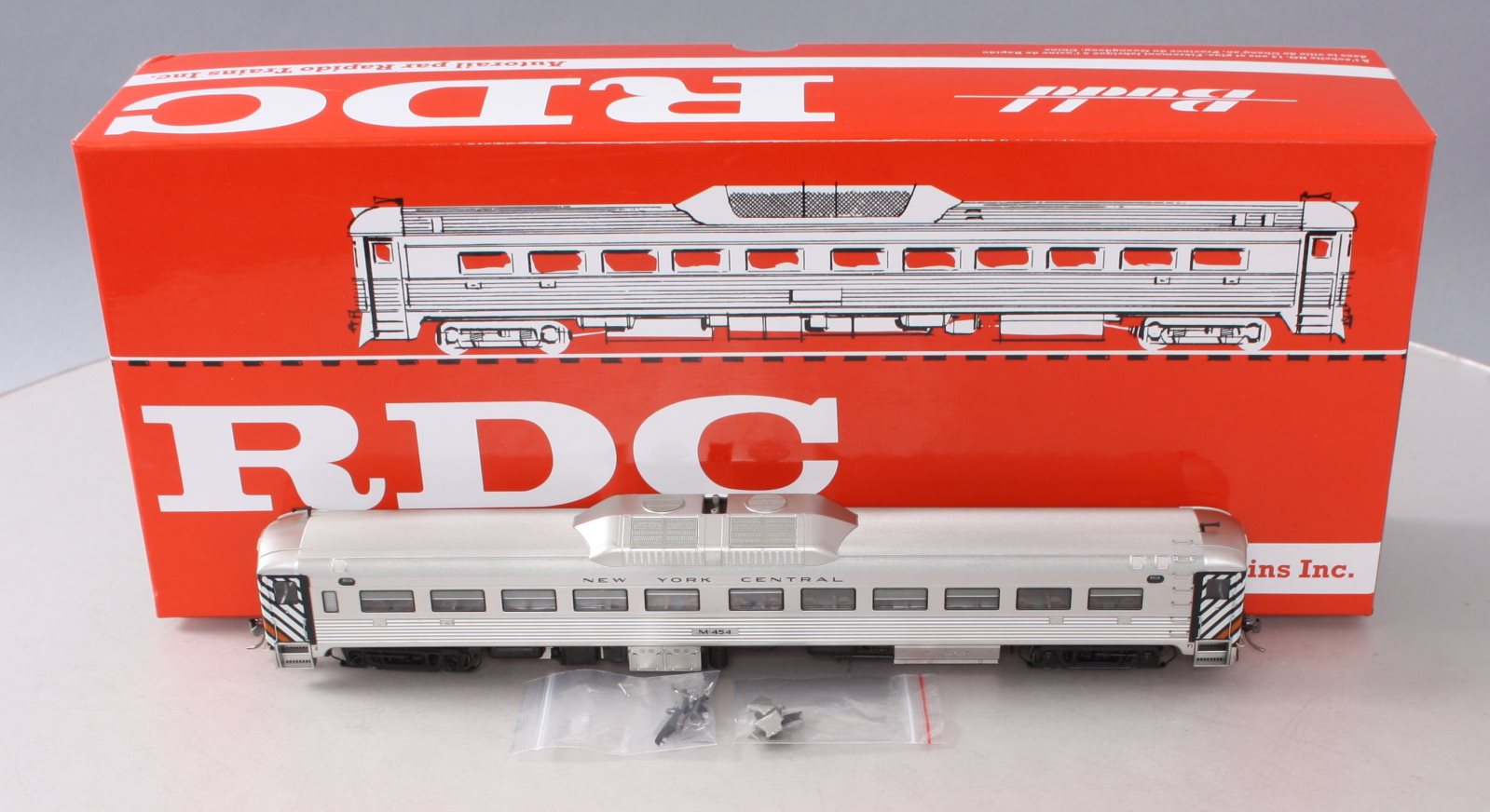 Rapido Trains 16574 HO New York Central Phase 1B Budd RDC-1 #M454