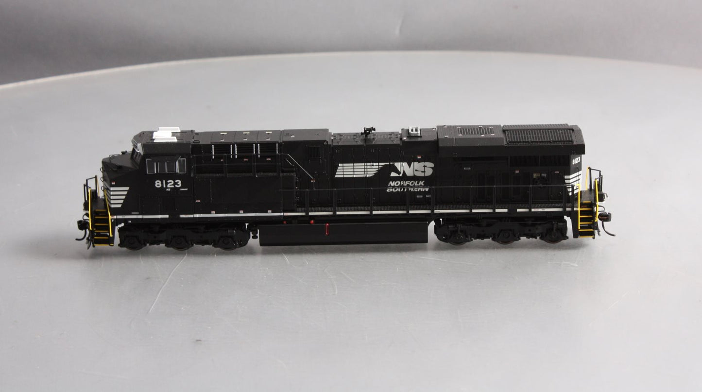 Broadway Limited 5872 HO Norfolk Southern GE ES44AC Diesel Loco Sound/DCC #8123