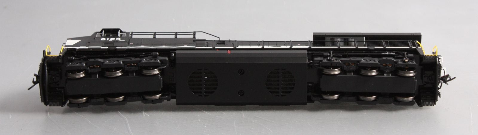Broadway Limited 5872 HO Norfolk Southern GE ES44AC Diesel Loco Sound/DCC #8123