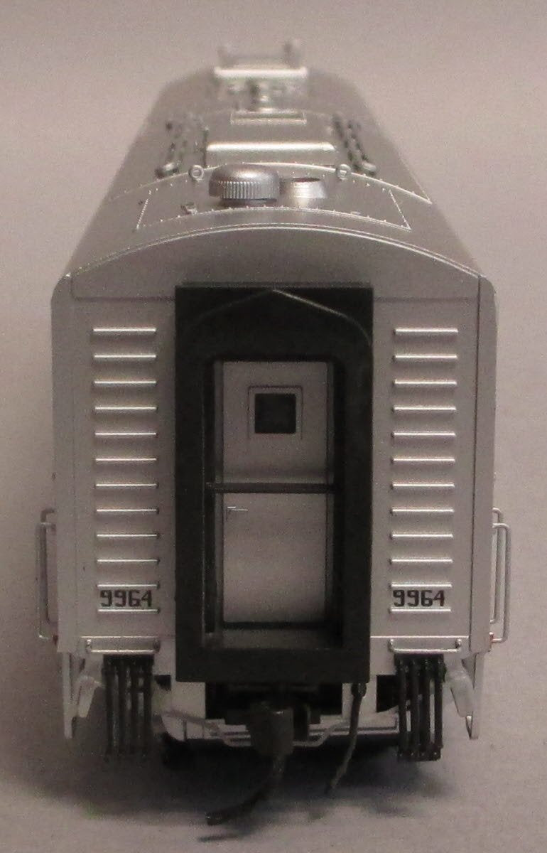 Broadway Limited 2355 HO CBQ EMD E8A Diesel Locomotive Paragon2™ #9964 w/DCC
