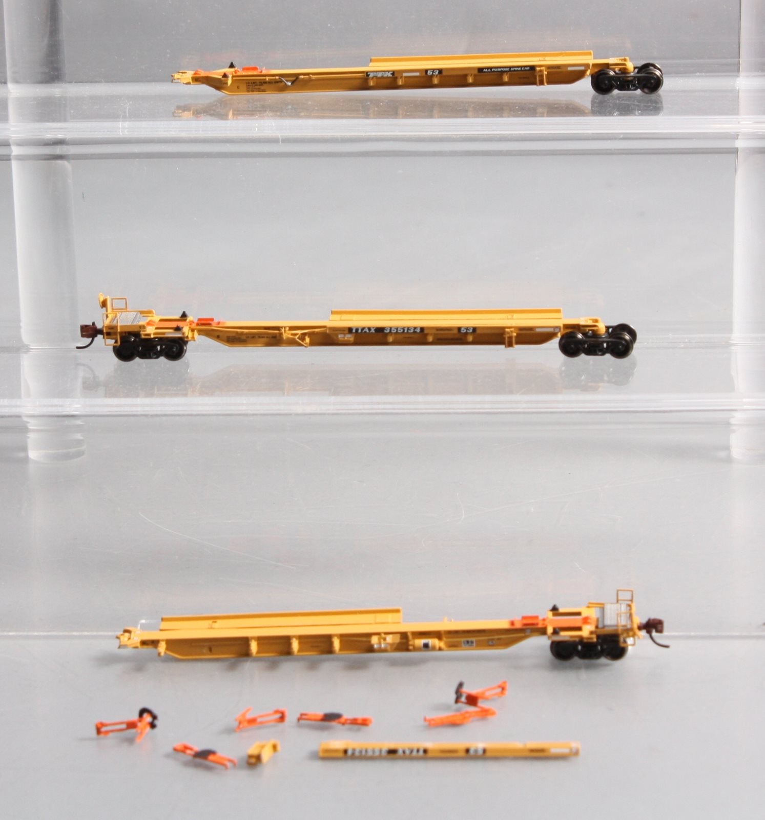 BLMA Models 12260 TTAX 3-Unit Spine Car #355134