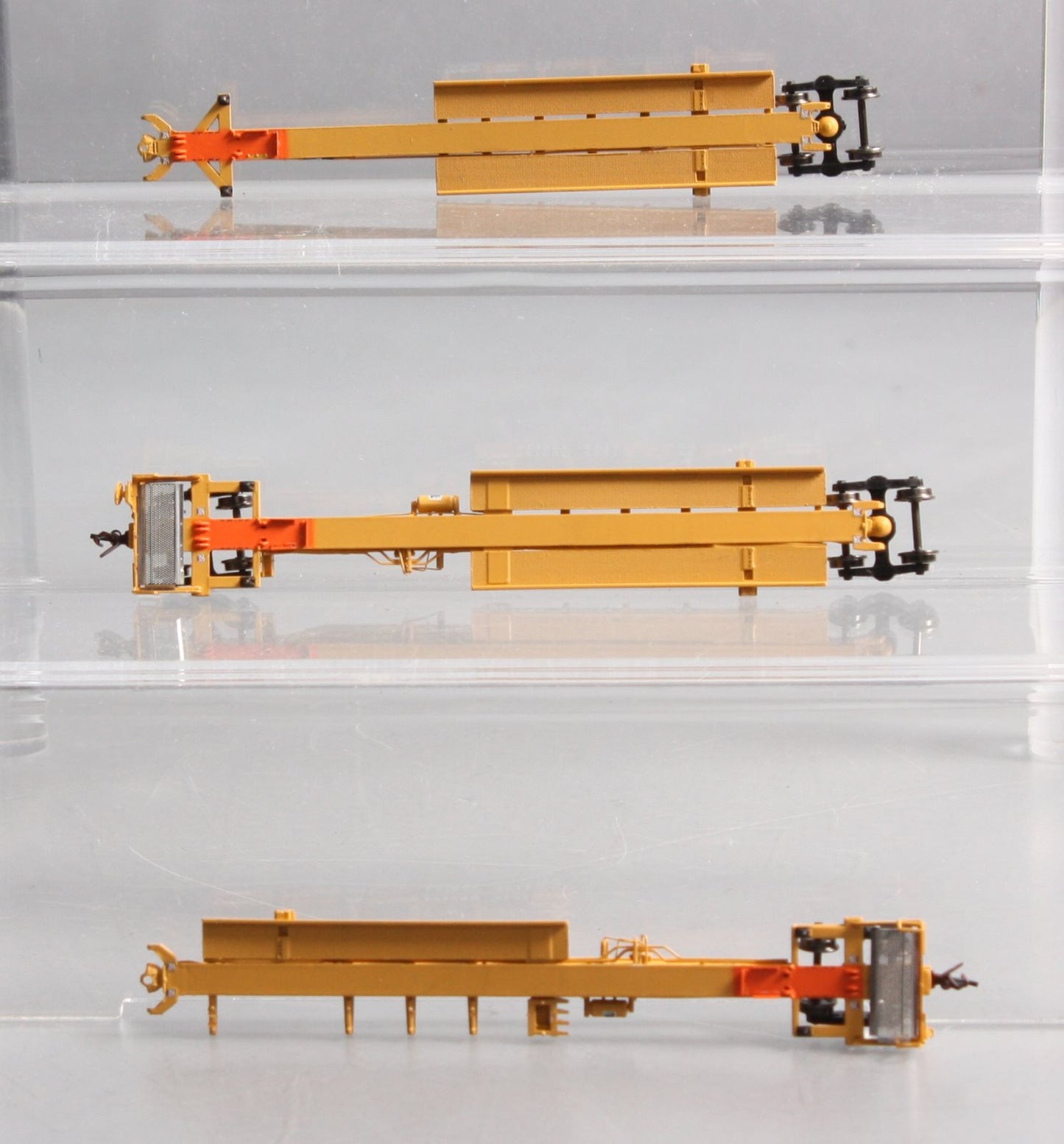 BLMA Models 12260 TTAX 3-Unit Spine Car #355134