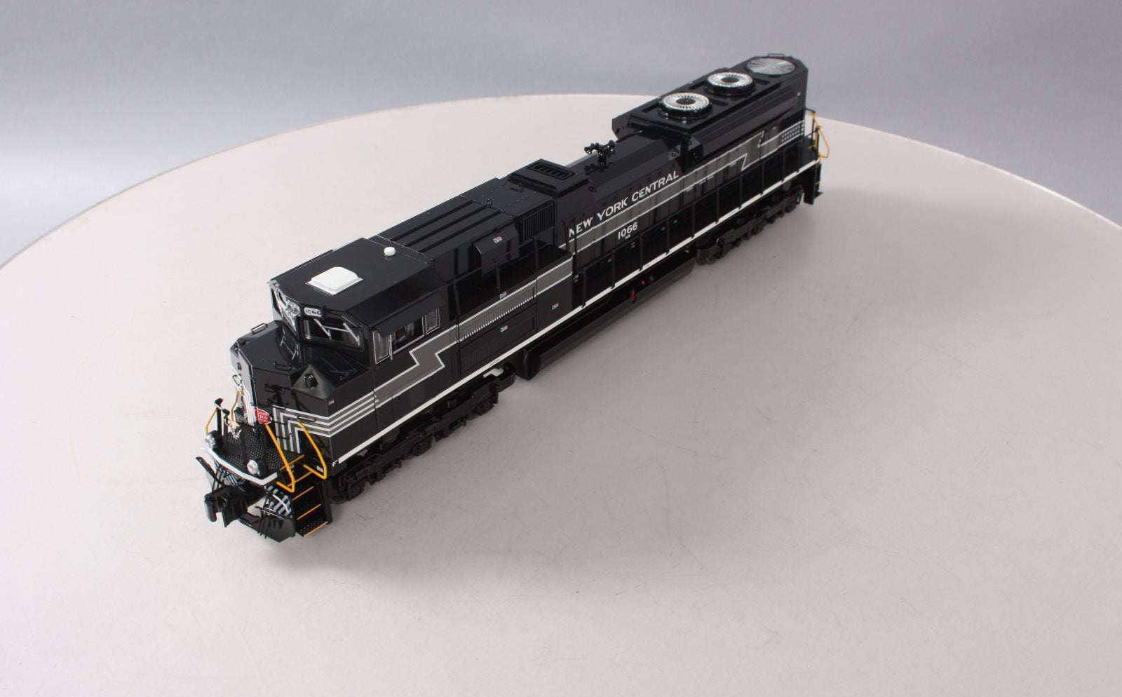 Lionel 6-39630 O NYC NS Heritage Legacy SD70ACe Diesel Locomotive #1066