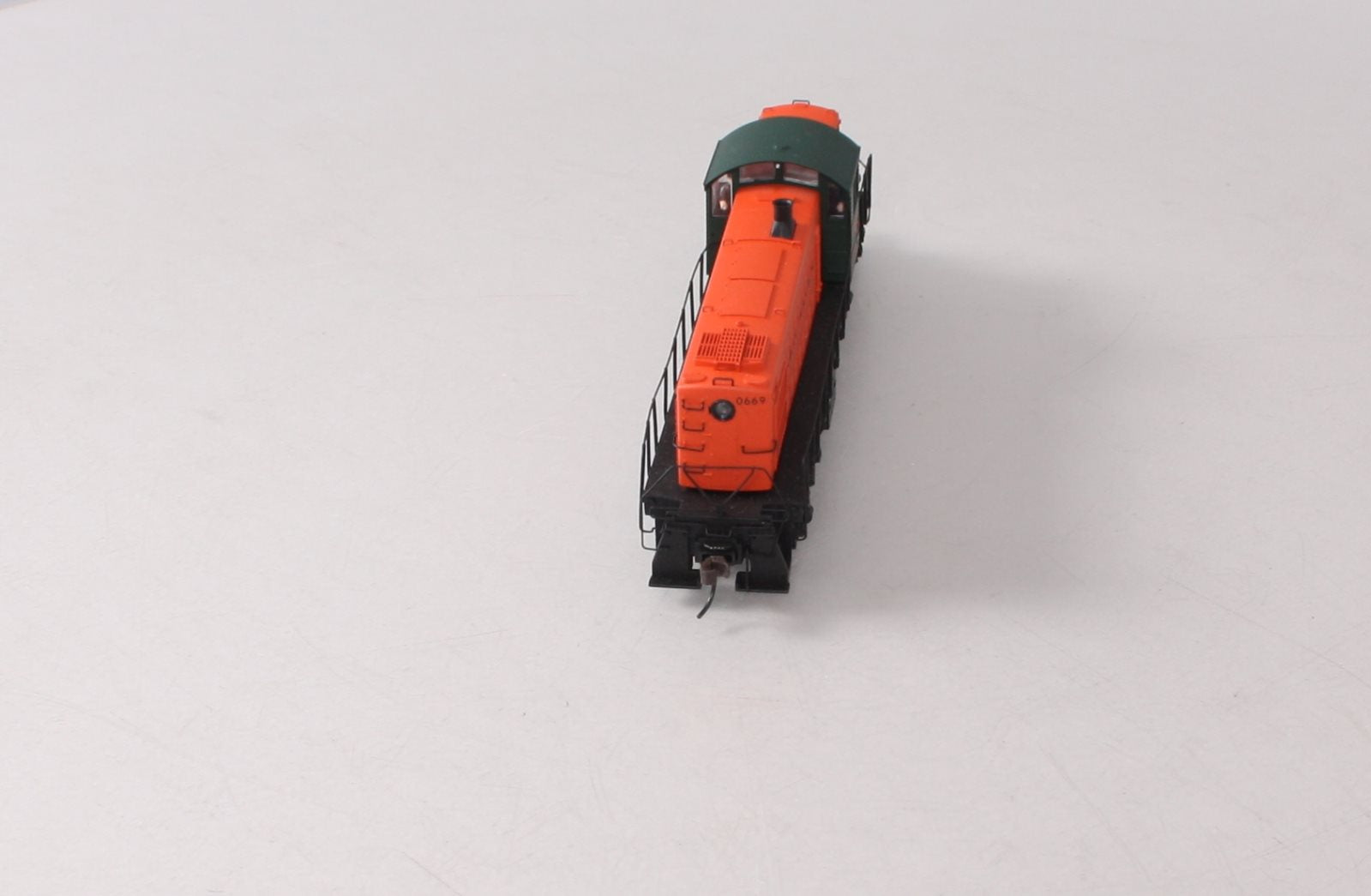 Atlas 10001453 HO New Haven ALCO RS-1 Diesel Locomotive #0669 w/ DCC