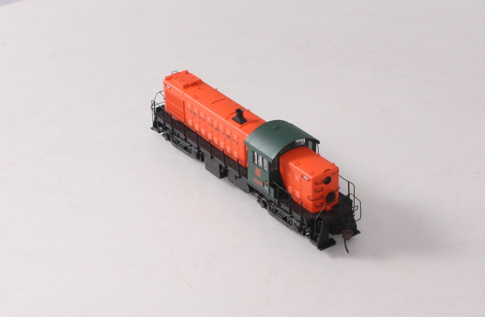 Atlas 10001453 HO New Haven ALCO RS-1 Diesel Locomotive #0669 w/ DCC