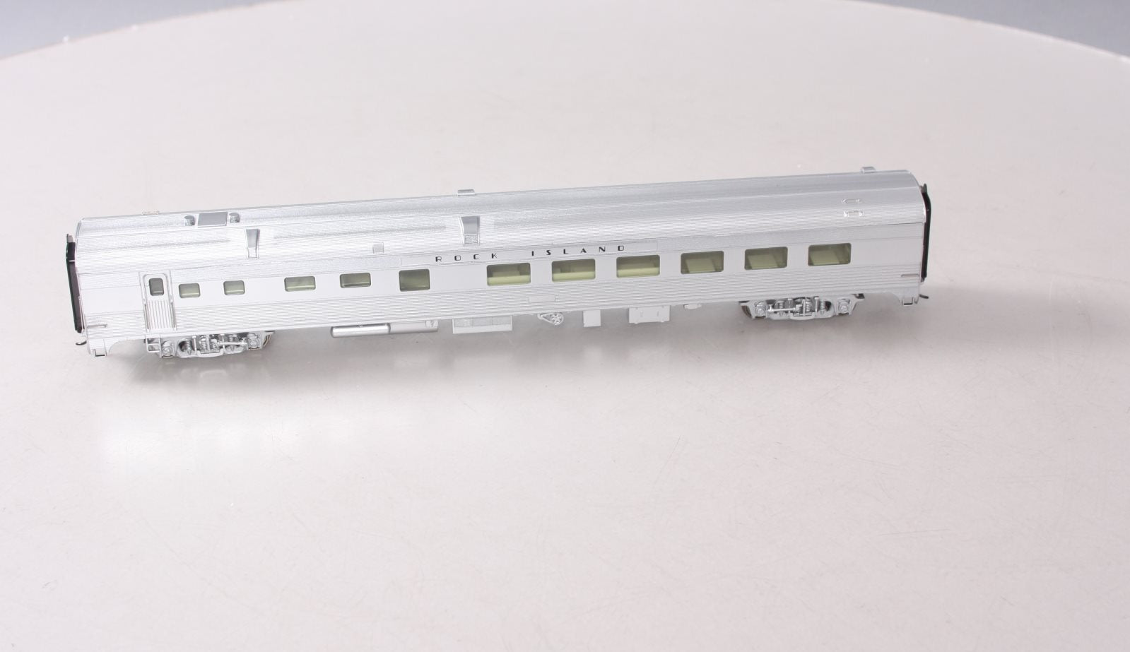 Walthers 932-15127 HO Scale Rock Island 85' Budd Grill-Diner Car