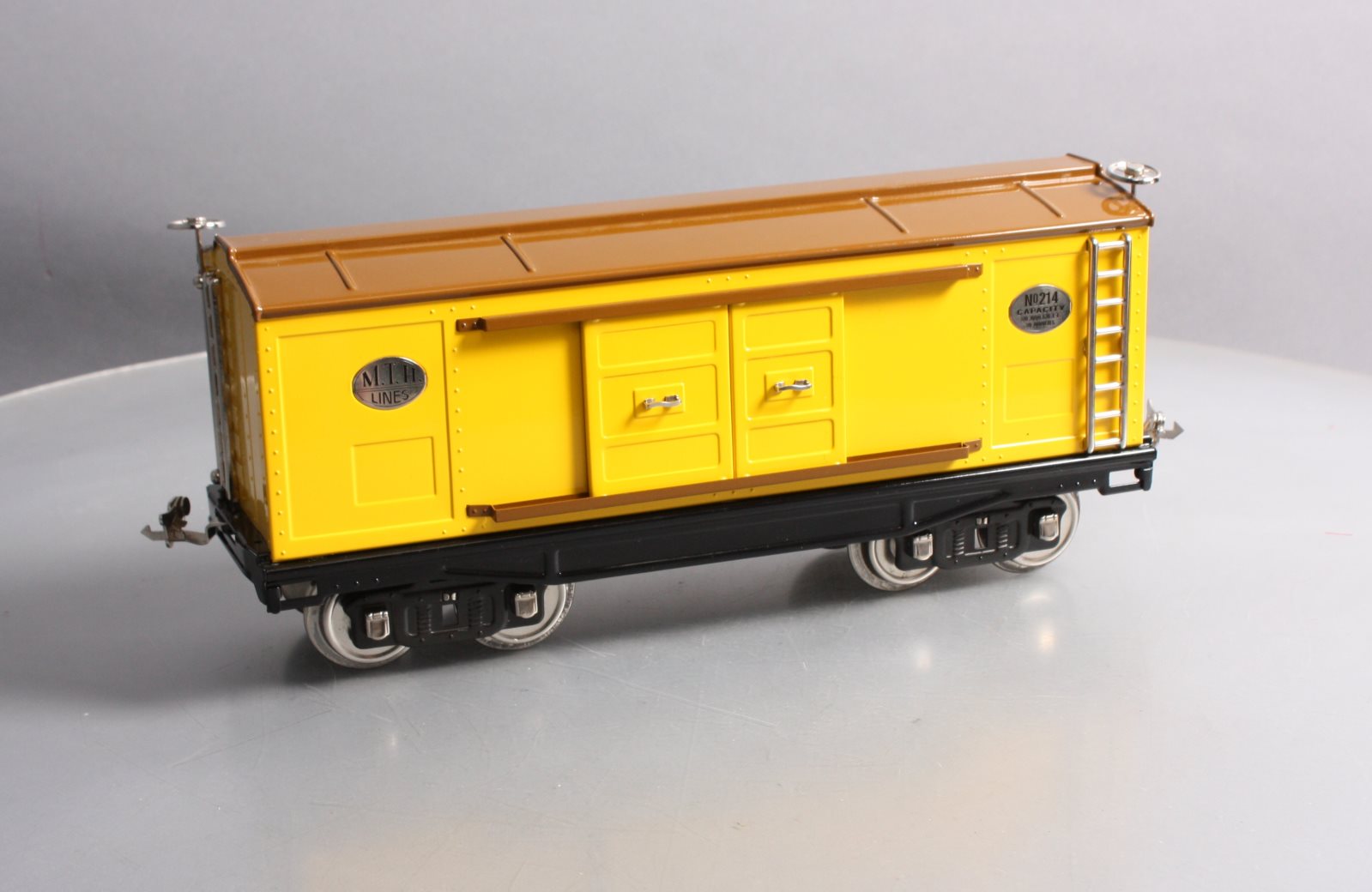 MTH 10-201 Standard Gauge Yellow/Brown Boxcar With Nickel Trim #214
