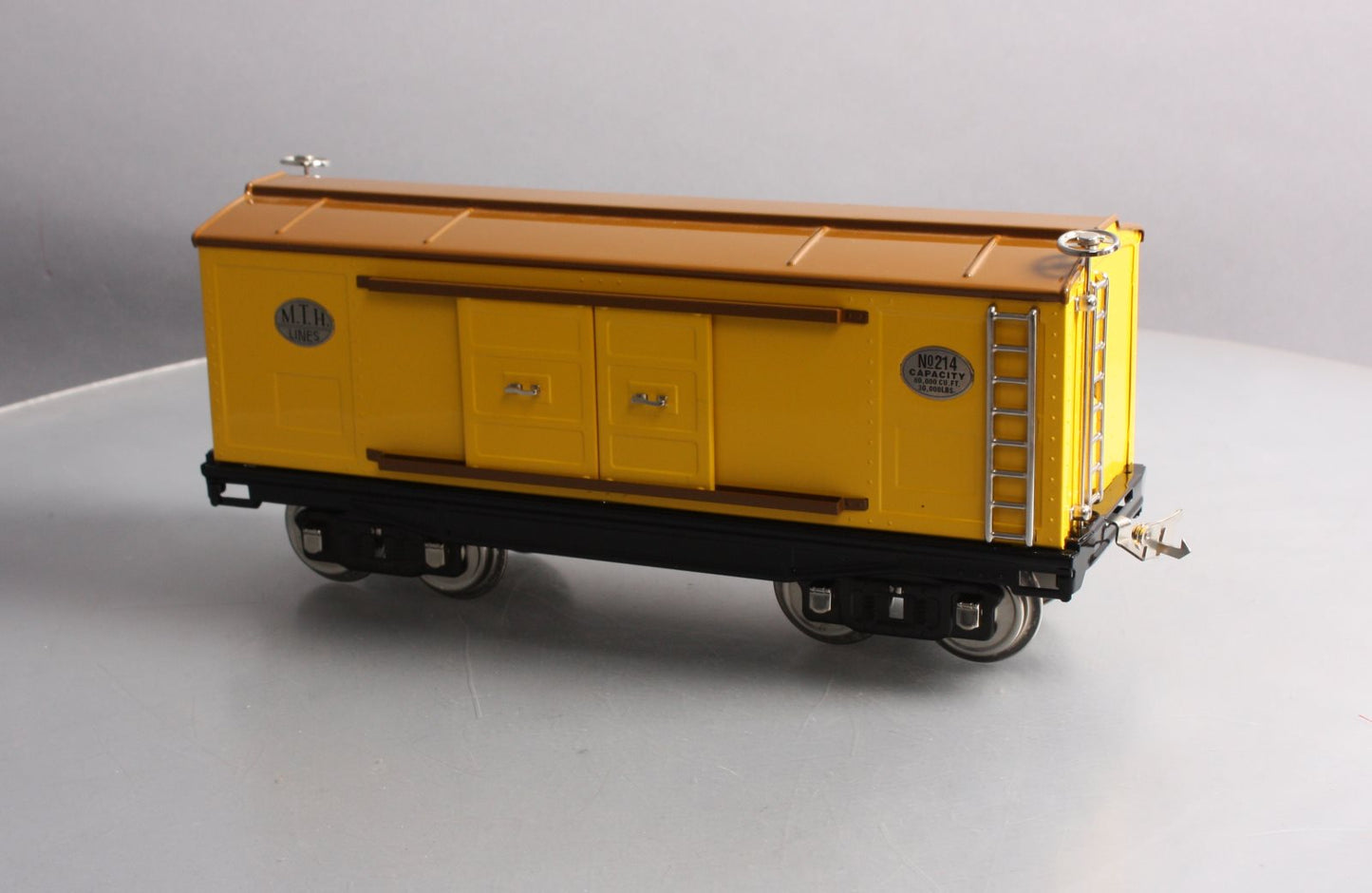 MTH 10-201 Standard Gauge Yellow/Brown Boxcar With Nickel Trim #214