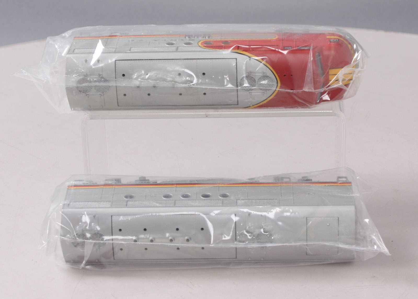 Stewart 5068 HO Santa Fe Diesel EMD FT A (Powered) - B (Dummy) Set #163