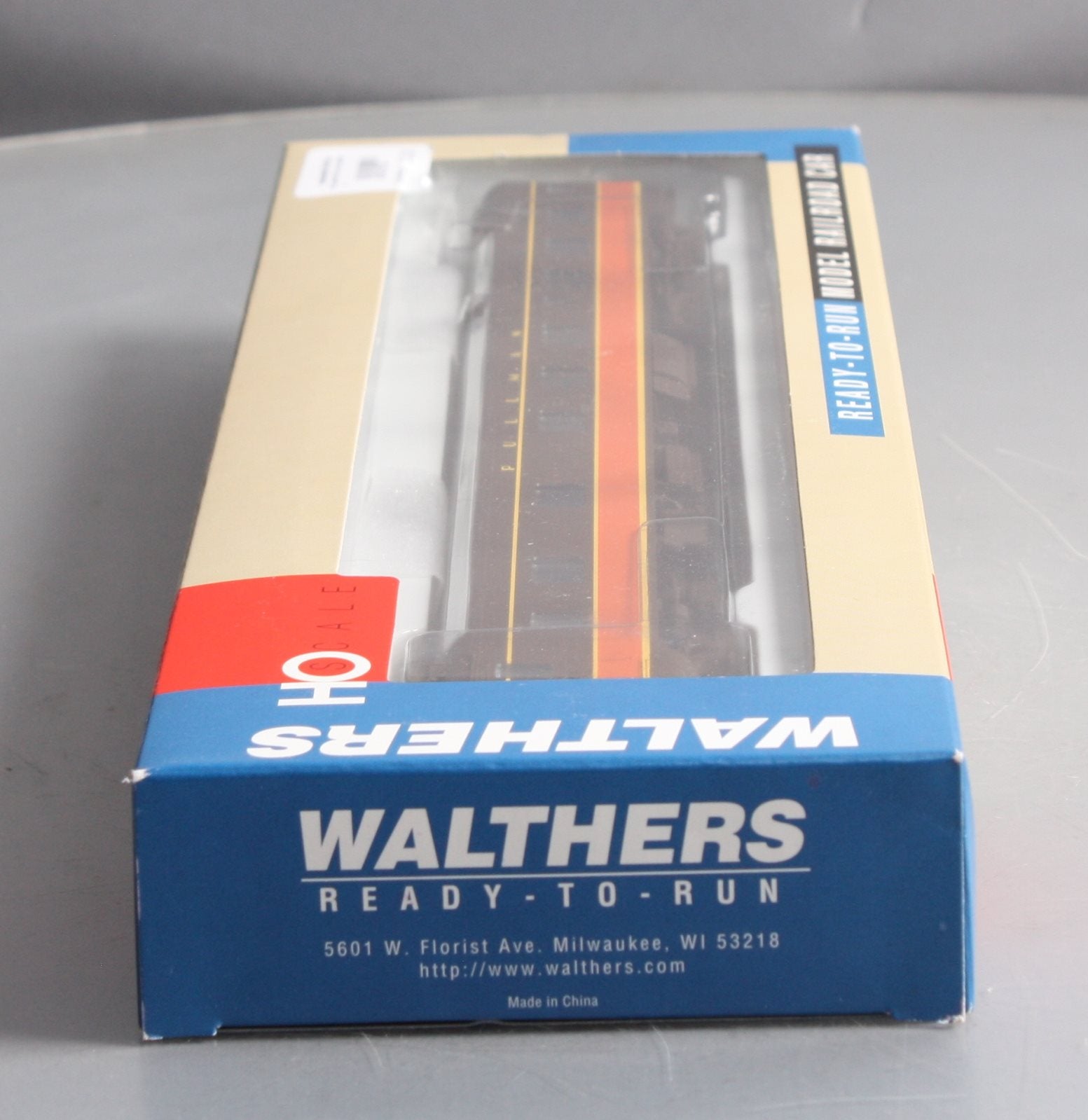 Walthers 932-16723 HO IC 6-6-4 Sleeper Pullman Car – Trainz