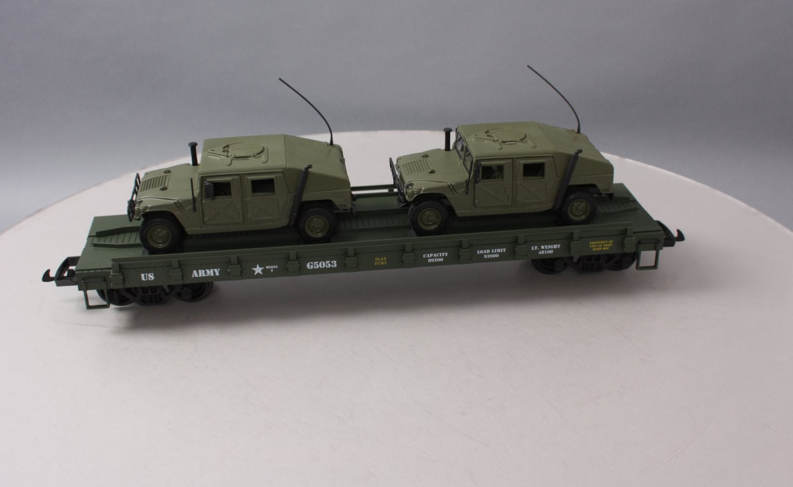 USA Trains R1746 G US Army Flat Car w/ Army Humvees #G5053