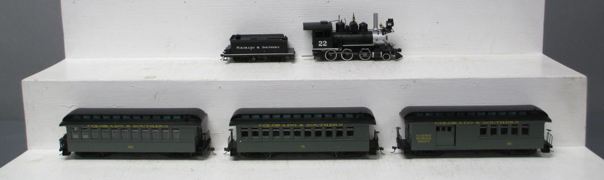 Bachmann 25002 On30 Colorado & Southern Passenger Train Set