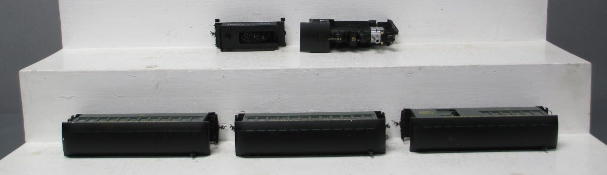 Bachmann 25002 On30 Colorado & Southern Passenger Train Set