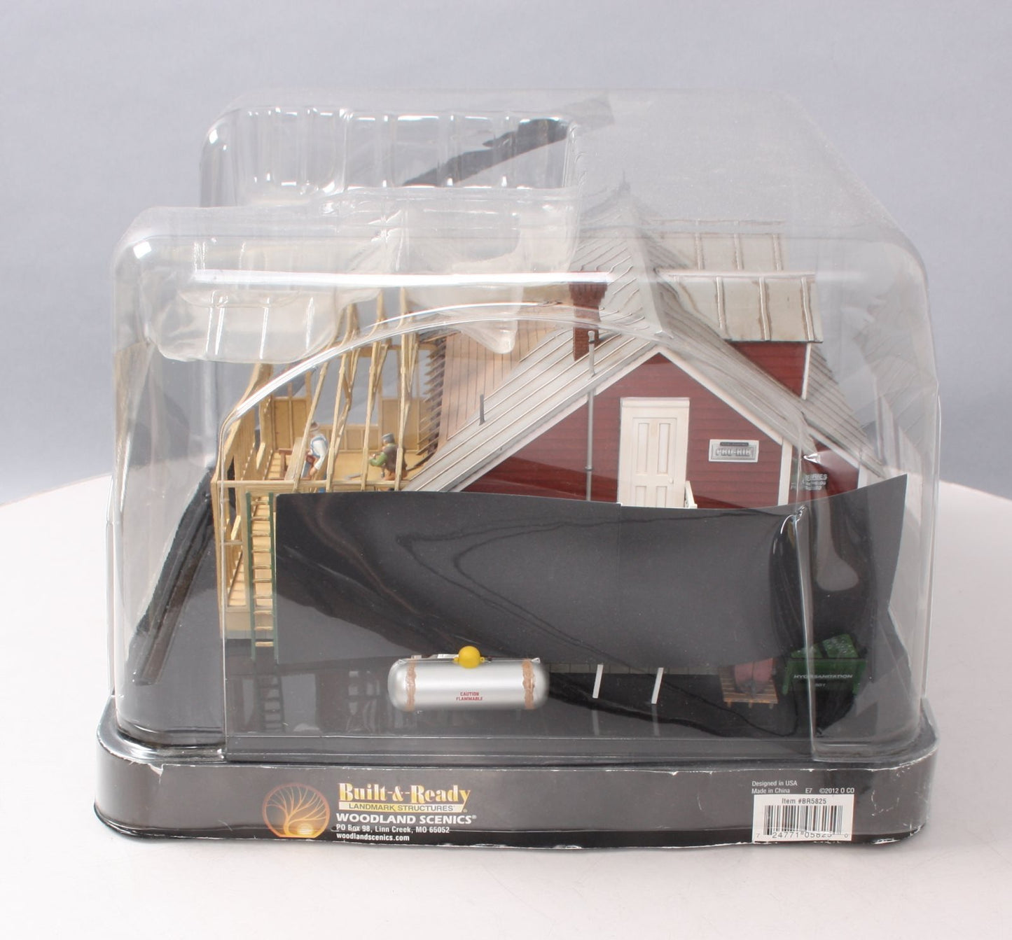 Woodland Scenics BR5825 O Mernards Country Store Build Up Kit