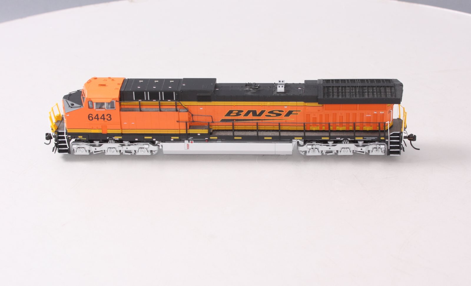 Broadway Limited 5680 HO BNSF GE AC6000 with DC/Sound/DCC #6443