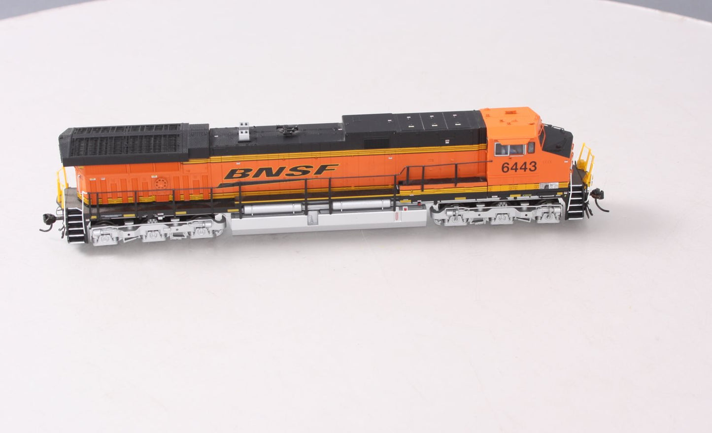 Broadway Limited 5680 HO BNSF GE AC6000 with DC/Sound/DCC #6443
