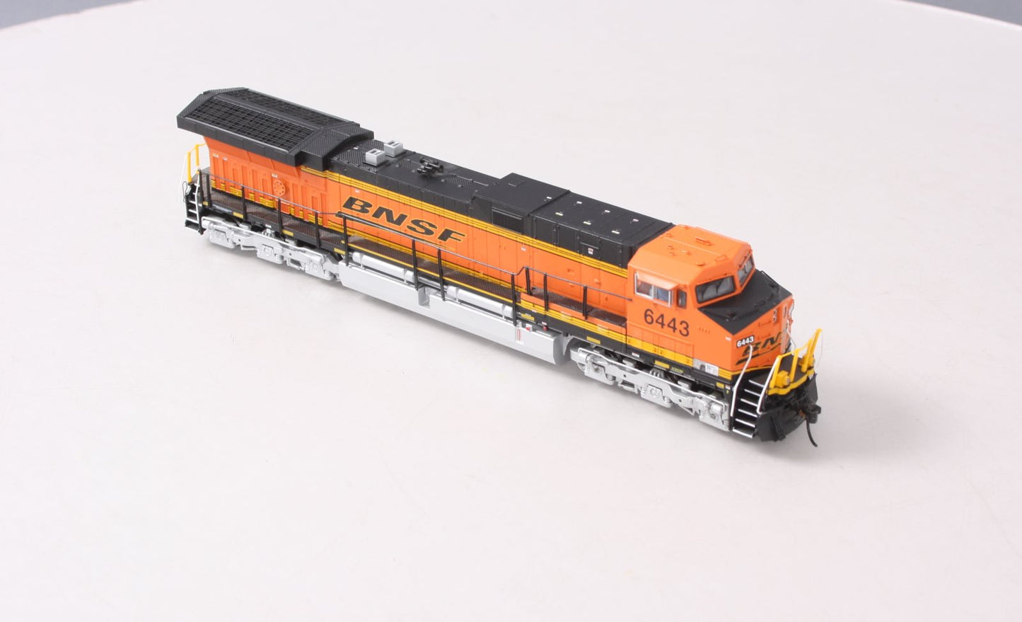 Broadway Limited 5680 HO BNSF GE AC6000 with DC/Sound/DCC #6443
