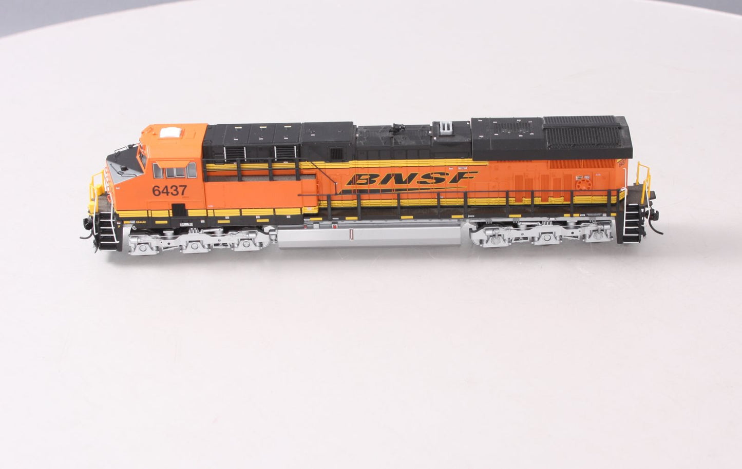 Broadway Limited 5861 HO BNSF GE ES44AC Diesel Locomotive Sound/DC/DCC #6437