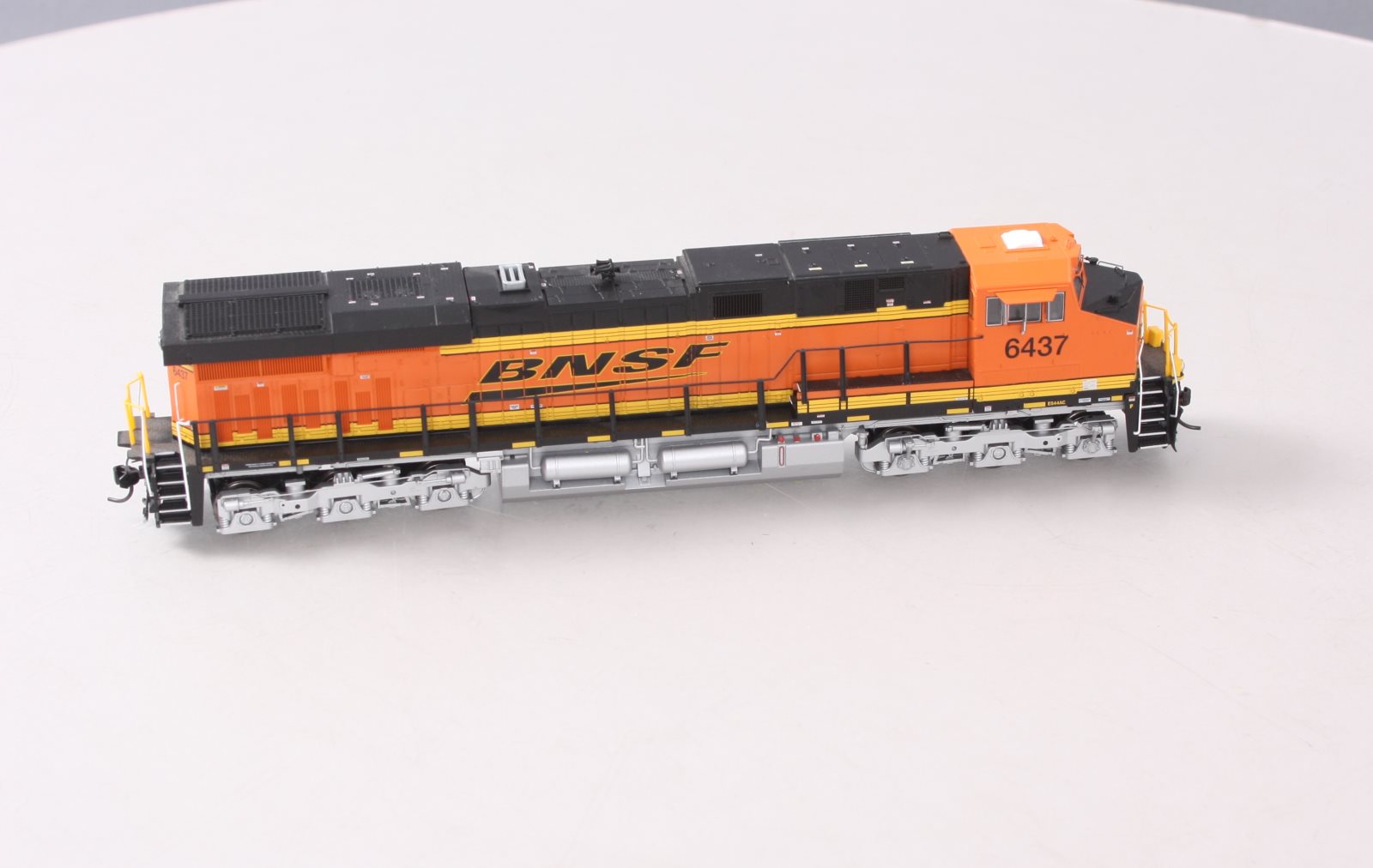 Broadway Limited 5861 HO BNSF GE ES44AC Diesel Locomotive Sound/DC/DCC #6437