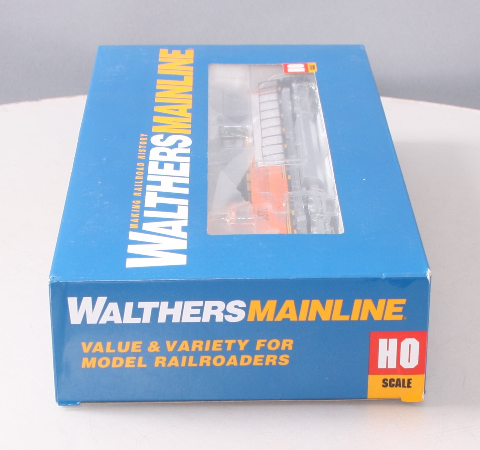 Walthers 910-19845 HO Burlington Northern Santa Fe EMD SD70ACe Diesel Loco #9370