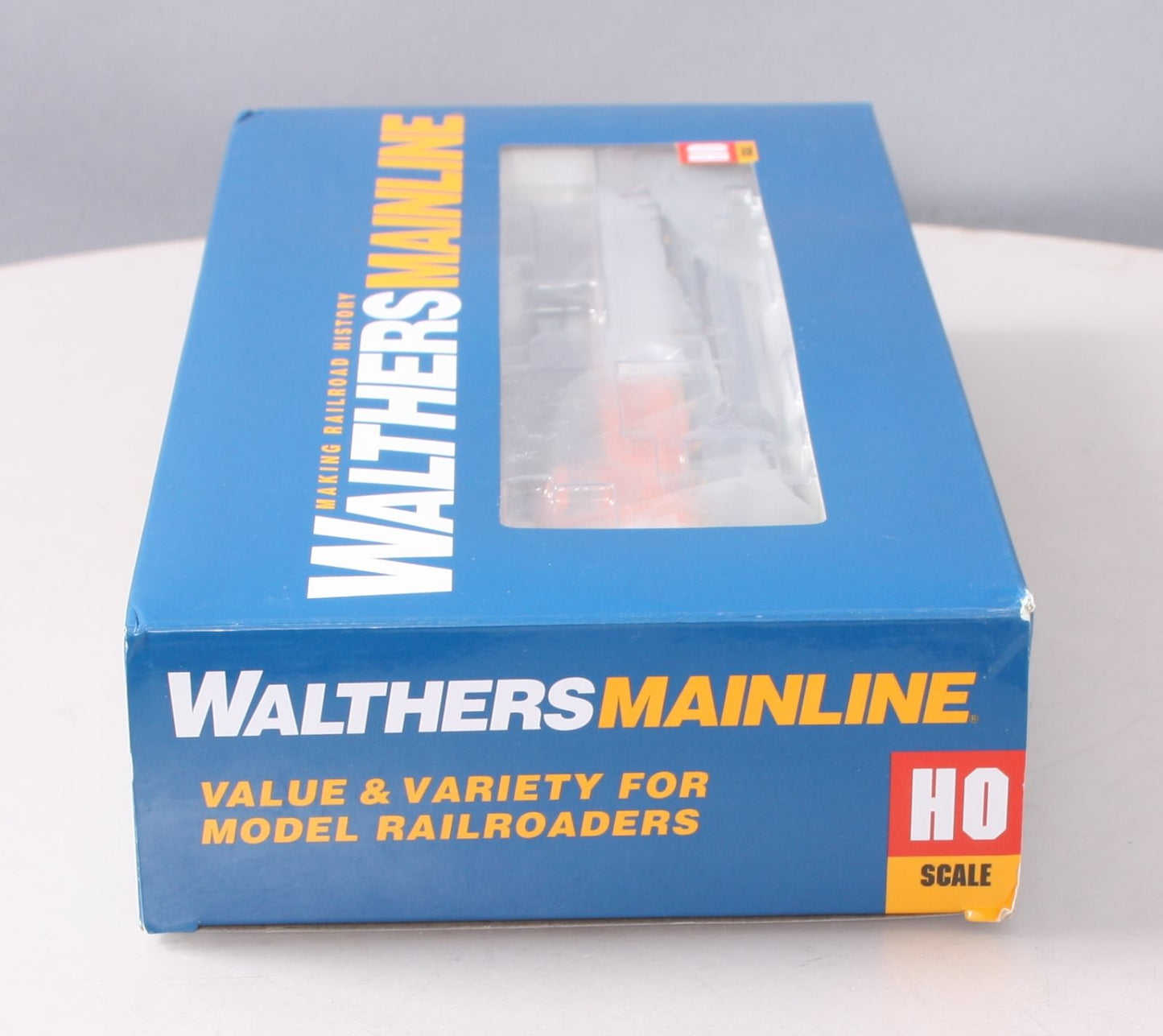 Walthers 910-19855 HO BNSF EMD SD70ACe Diesel Locomotive #8431 w/ Sound/DCC