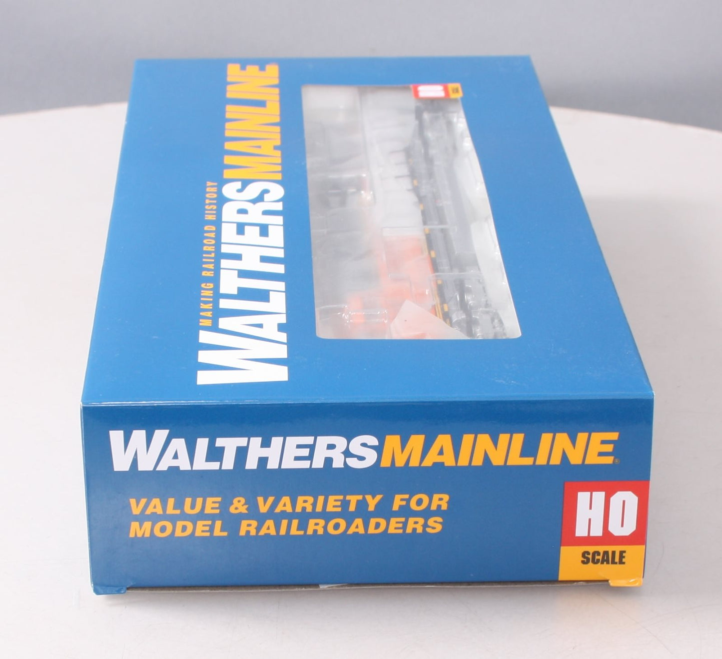 Walthers 910-19856 HO BNSF EMD SD70ACe Diesel Locomotive Sound & DCC #8490