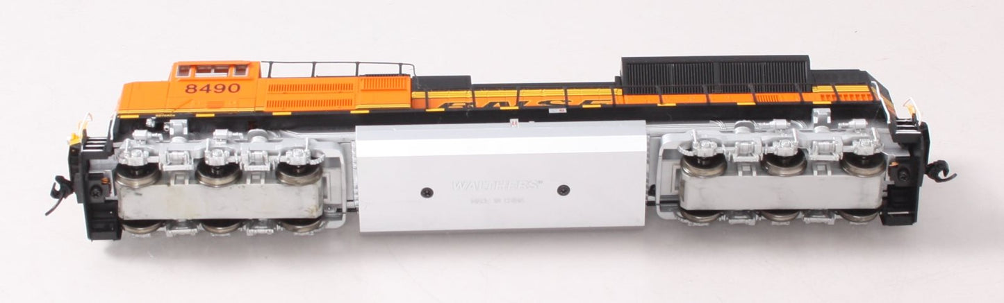 Walthers 910-19856 HO BNSF EMD SD70ACe Diesel Locomotive #8490 w/ Sound & DCC