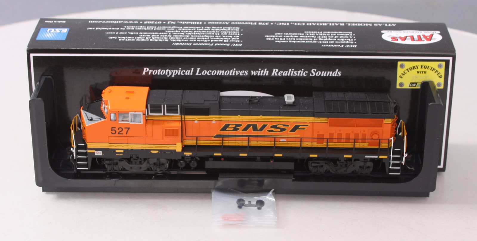 Atlas 10003101 HO Burlington Northern Santa Fe Dash 8-40BW Diesel w/Sound #527