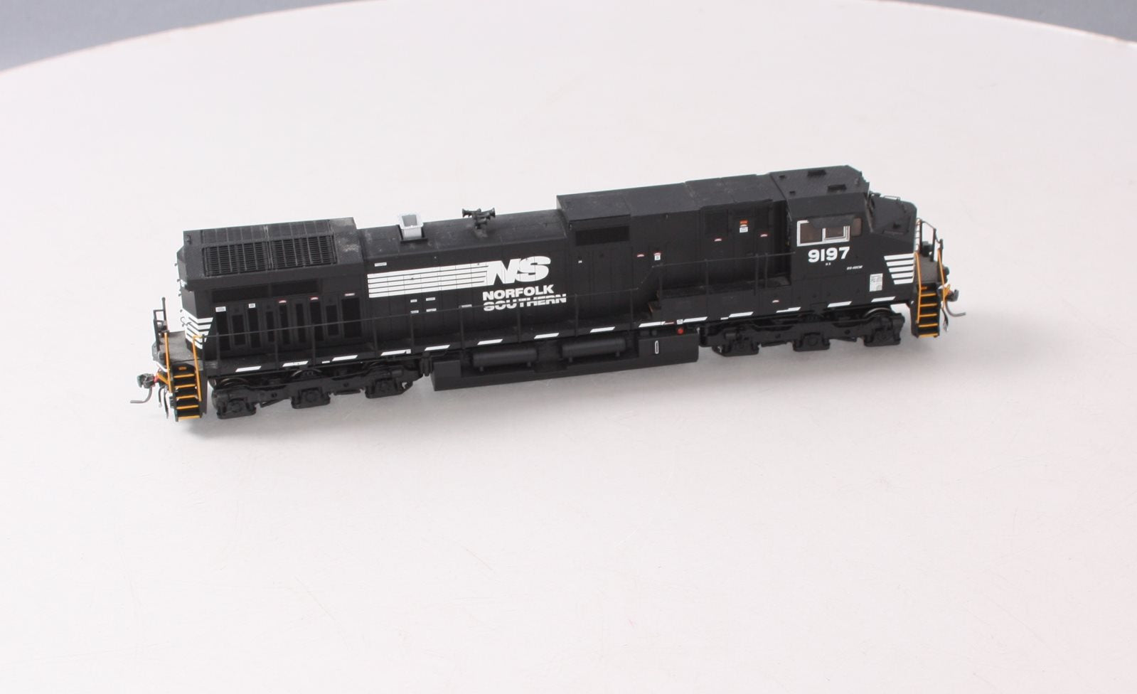 MTH 80-2299-1 HO Norfolk Southern Dash-9 Diesel Engine w