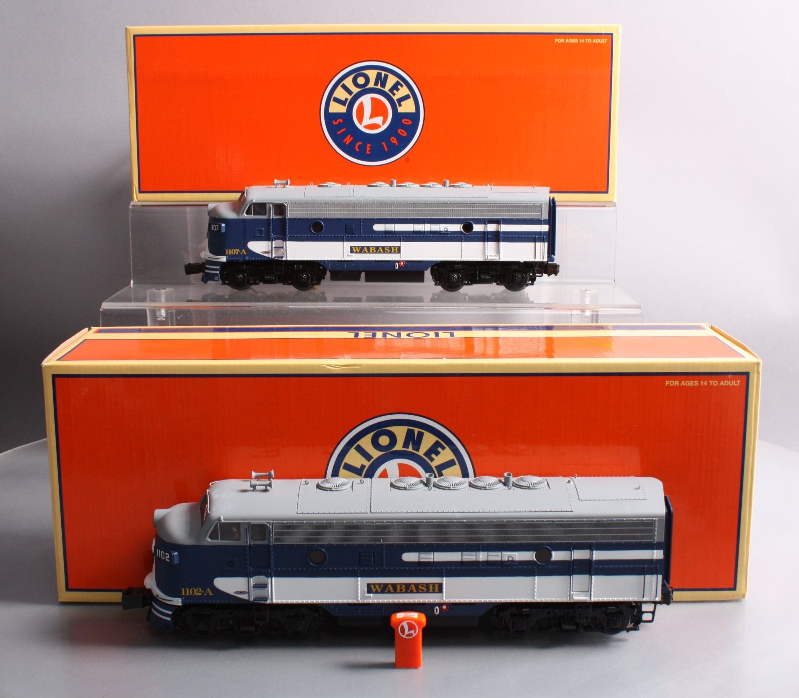 Lionel 6-38712 O Wabash F-7 A-A Diesel Locomotive Set #1102-A, #1107-A