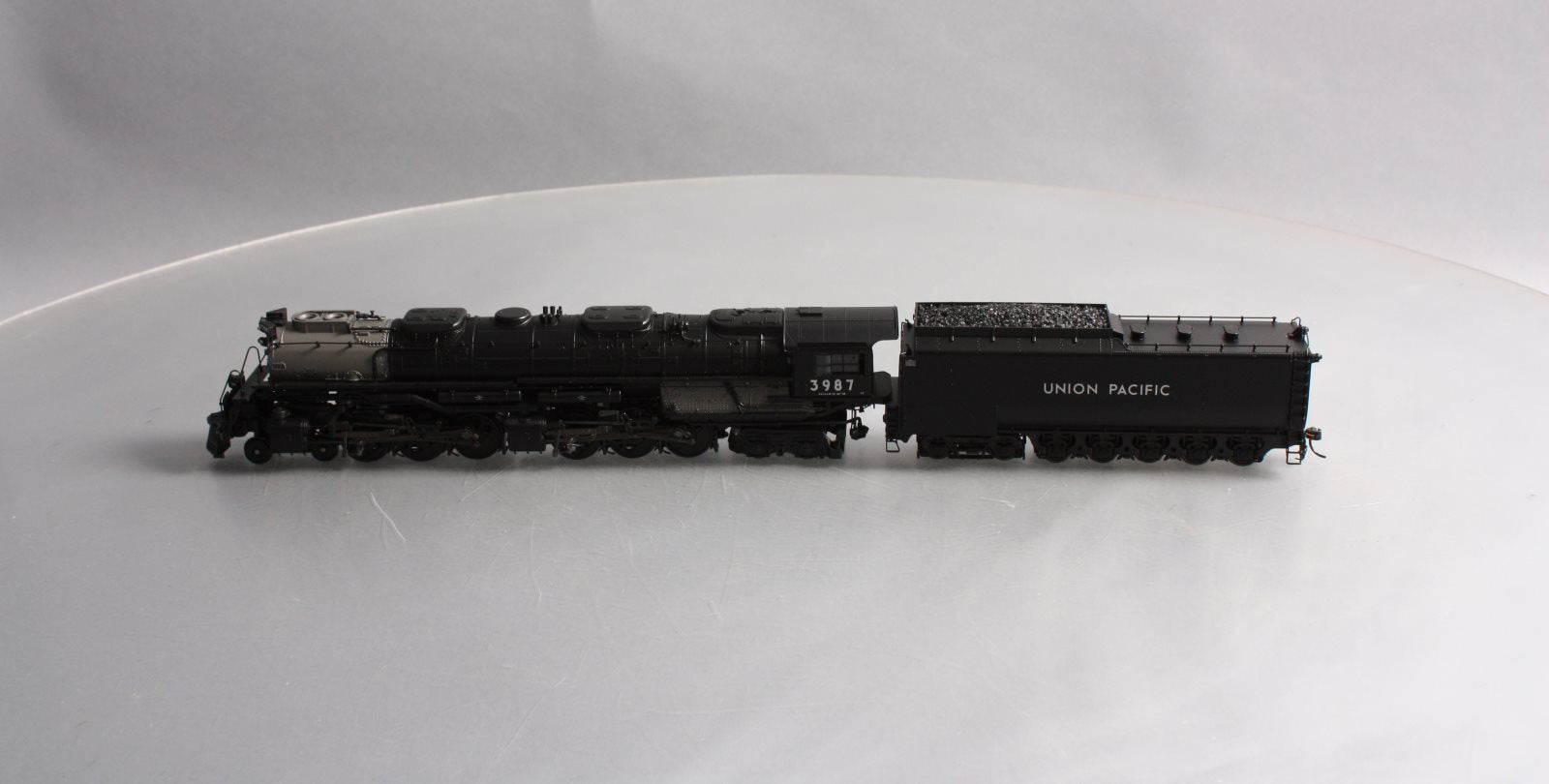 Broadway Limited 4980 HO Union Pacific Challenger 4-6-6-4 Steam Locomotive #3987