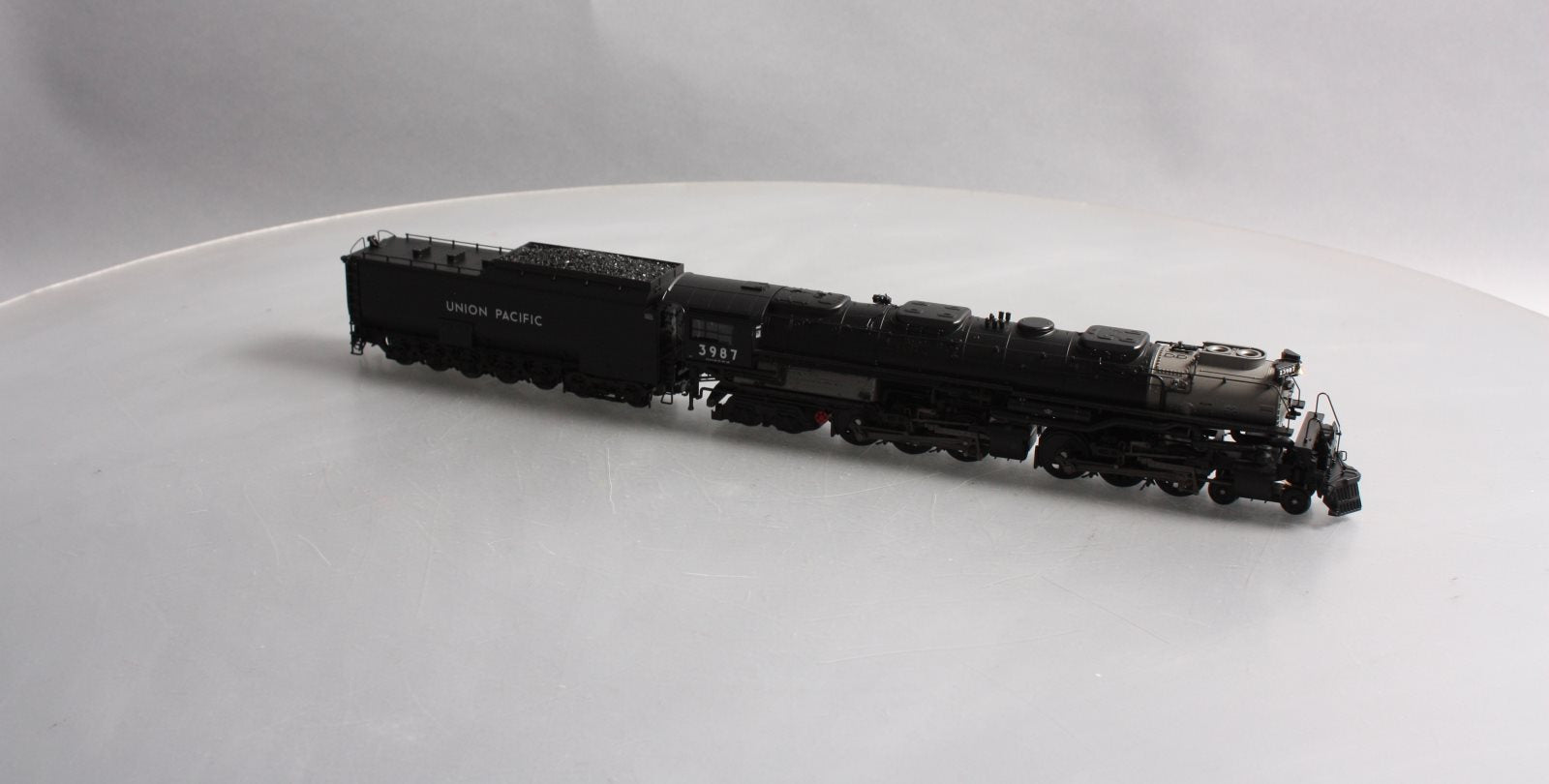 Broadway Limited 4980 HO Union Pacific Challenger 4-6-6-4 Steam Locomotive #3987