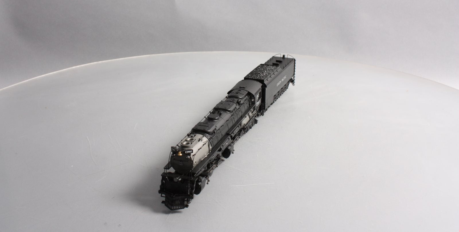 Broadway Limited 4980 HO Union Pacific Challenger 4-6-6-4 Steam Locomotive #3987