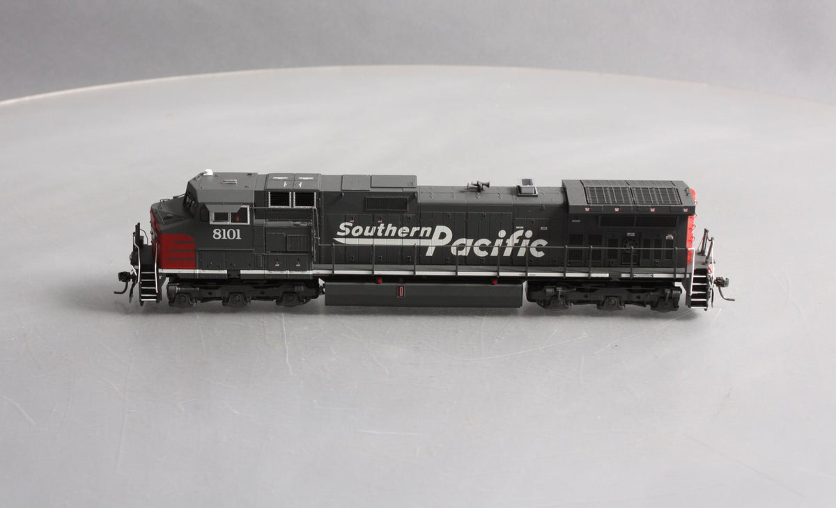 MTH 80-2305-0 HO Southern Pacific Dash-9 Diesel Engine (DCC Ready) #8101