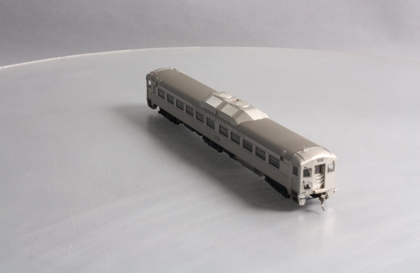 Rapido 16056 HO Central Railroad of New Jersey Phase 1B Budd RDC-1 #560