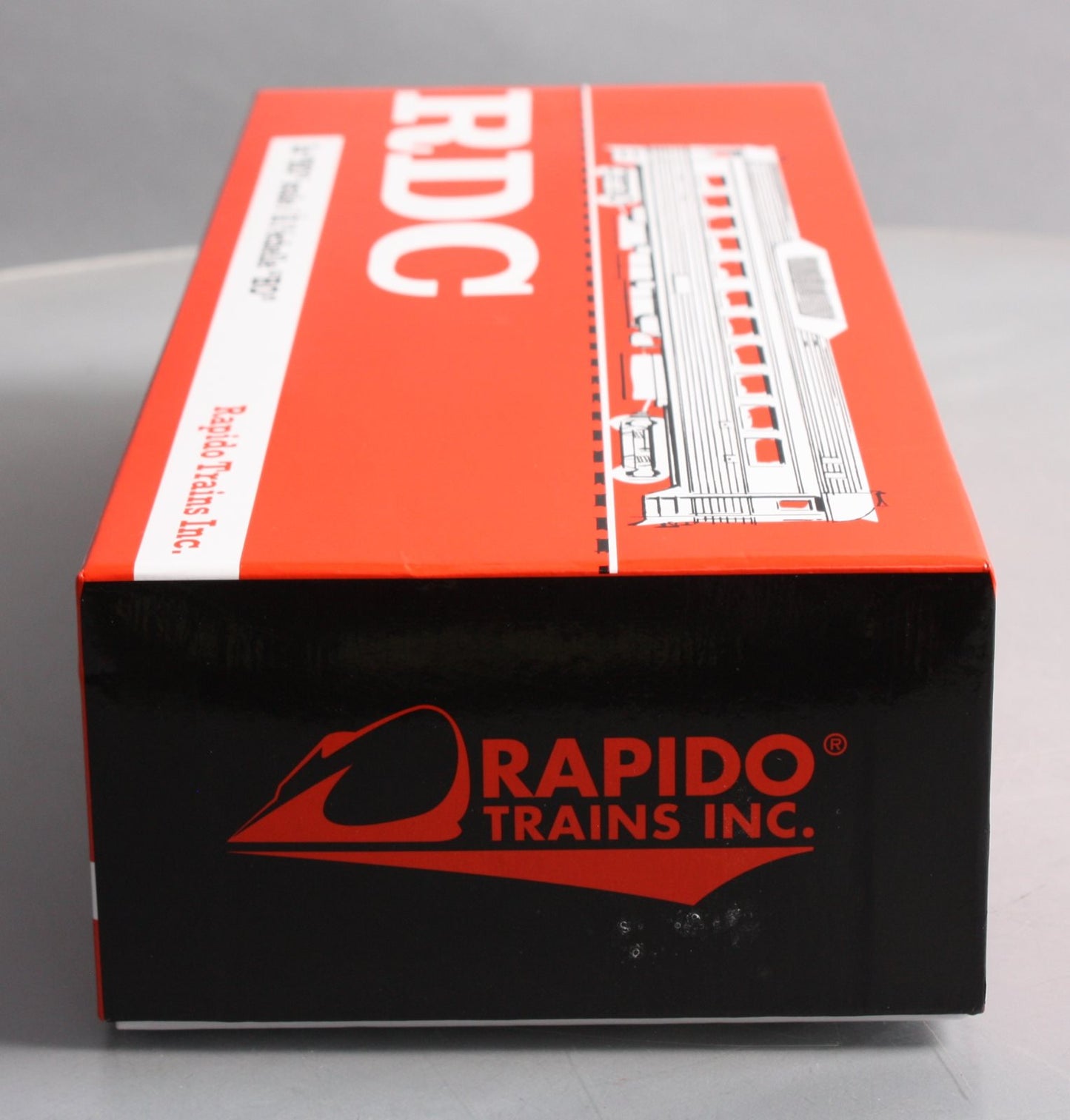 Rapido 16056 HO Central Railroad of New Jersey Phase 1B Budd RDC-1 #560