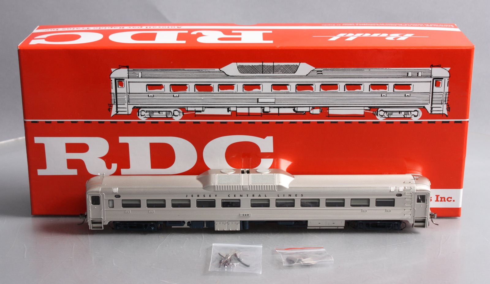 Rapido 16056 HO Central Railroad of New Jersey Phase 1B Budd RDC-1 #560