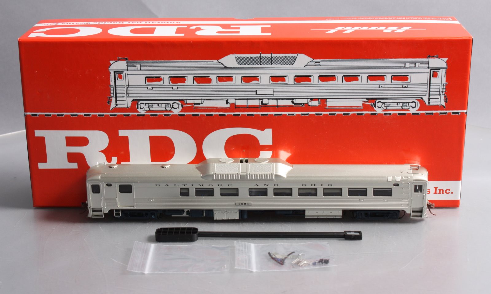 Rapido 16106 HO Baltimore & Ohio Budd RDC-2 Phase Ib Diesel Loco #1951