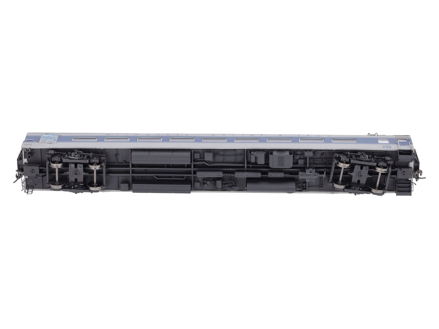 Rapido Trains 105021 HO Milwaukee, Racine & Troy 52-Seat Dayniter Leg-Rest Coach