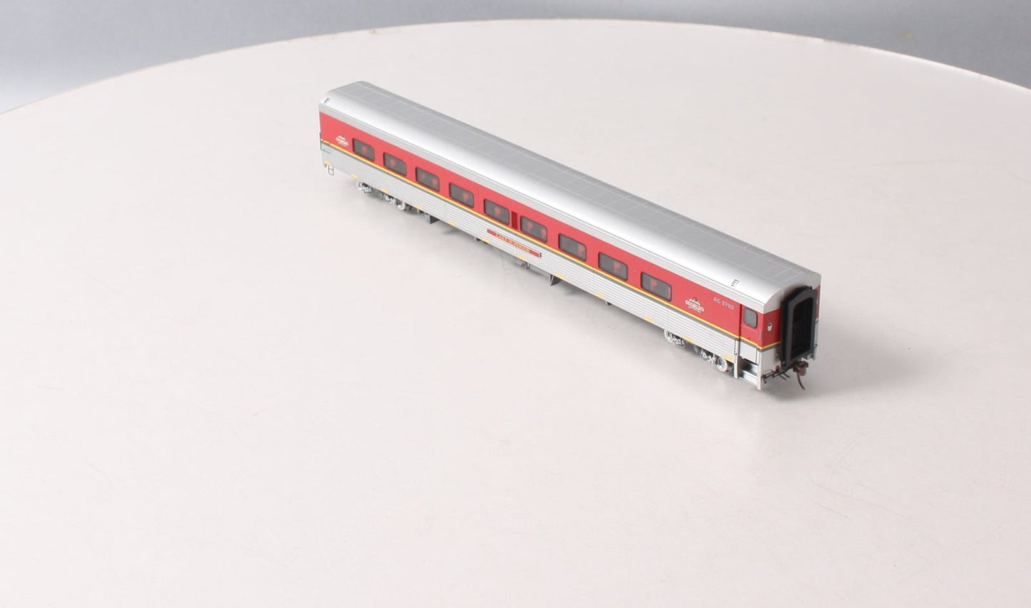Rapido Trains 131112 HO Algoma Central Coach #5702